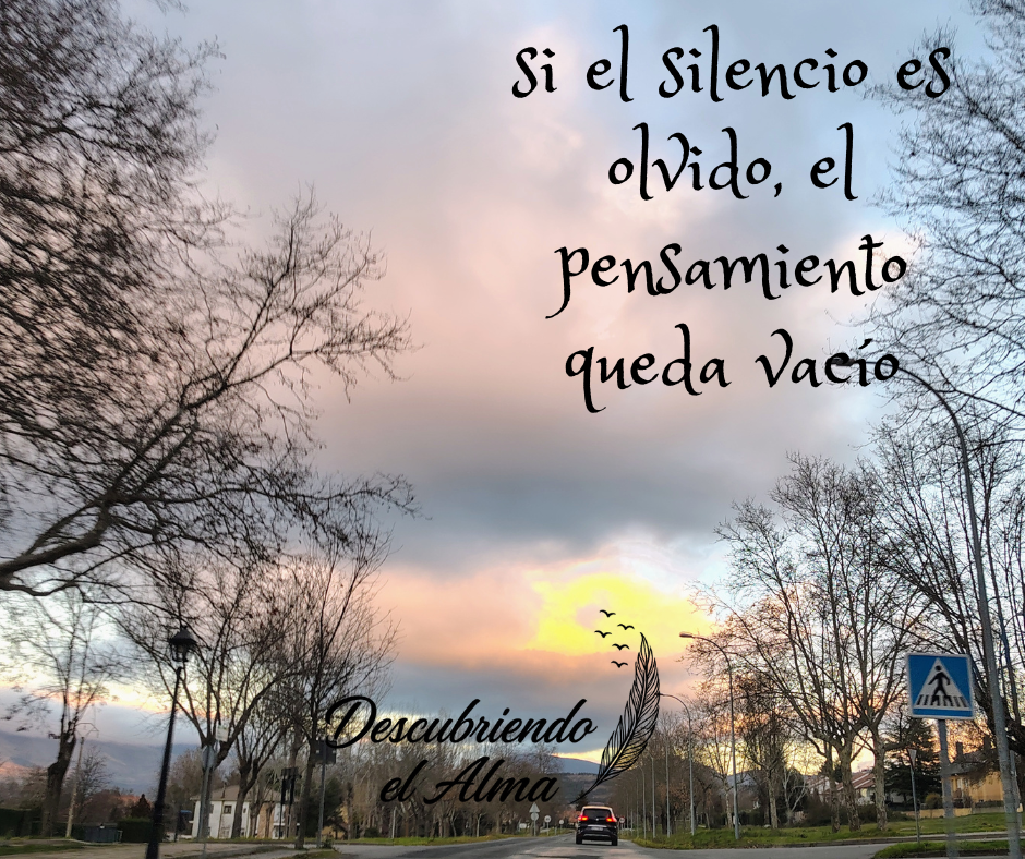 Con el paso del tiempo no hacen falta palabras, sabrás que, seguimos habitando el mismo instante.